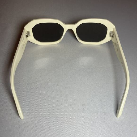CELINE Unisex Square Oval Sunglasses White Ivory Dark Brown  display picture 3